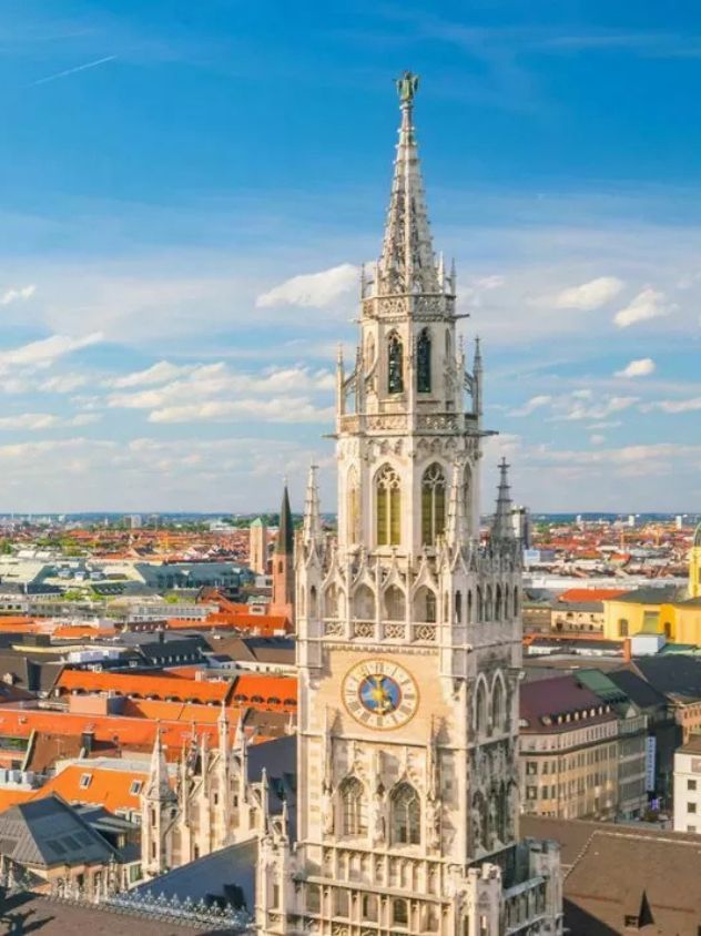 Das Neue Rathaus in München – Unser Standort in der bayerischen Metropole