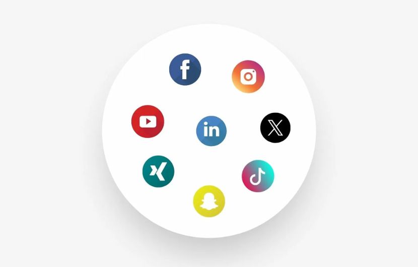 Social-Media-Strategie: Plattformen im Überblick Kreisförmige Grafik mit Symbolen großer Social-Media-Plattformen wie Facebook, Instagram, LinkedIn, X, YouTube, TikTok, Snapchat und XING – repräsentiert die Vielfalt an Kanälen, die eine Social-Media-Agentur bei der Entwicklung einer umfassenden Social-Media-Strategie berücksichtigt.